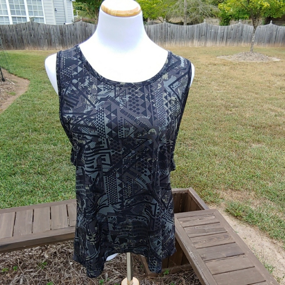 Reebok tank